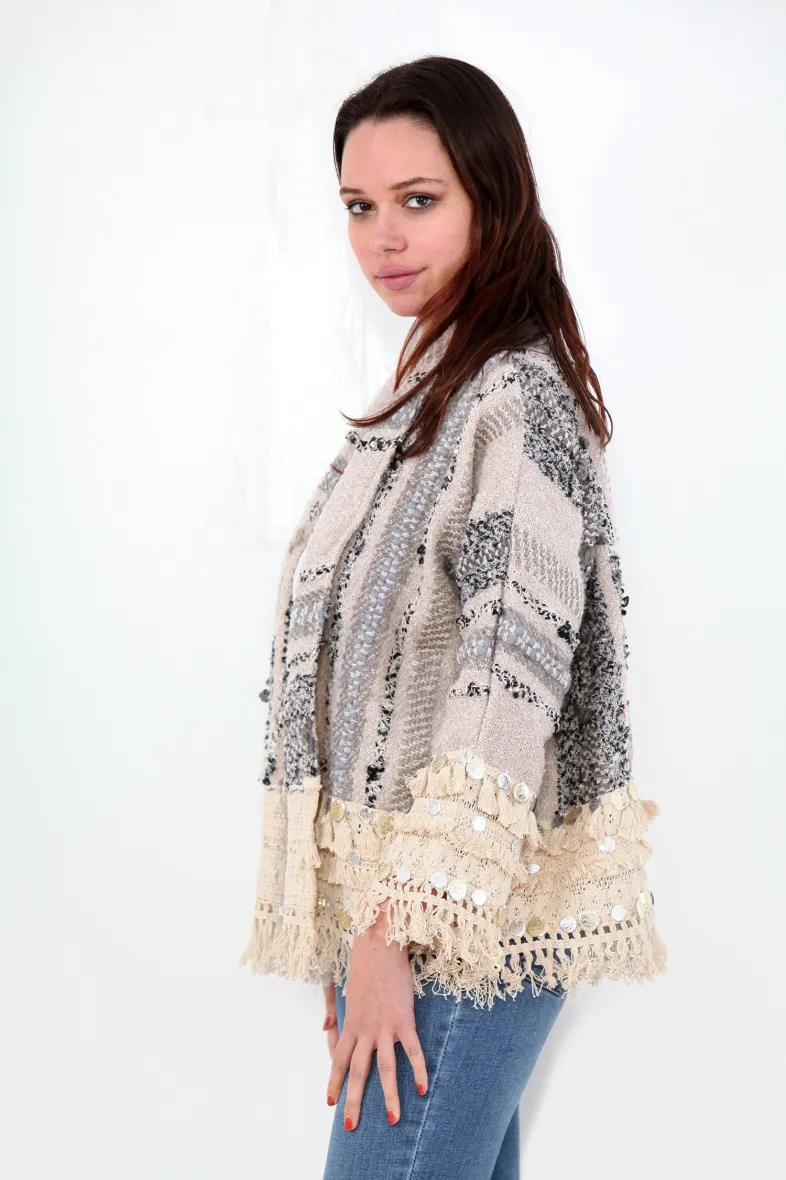 Beige Damenjacke offen mittellang geschnürt, groß AM072